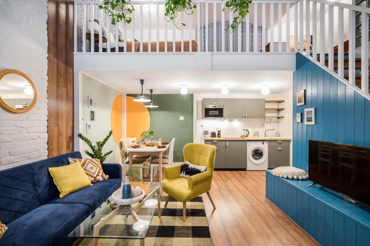 Colorful Designer Home In The Heart Of Budapest Exterior foto